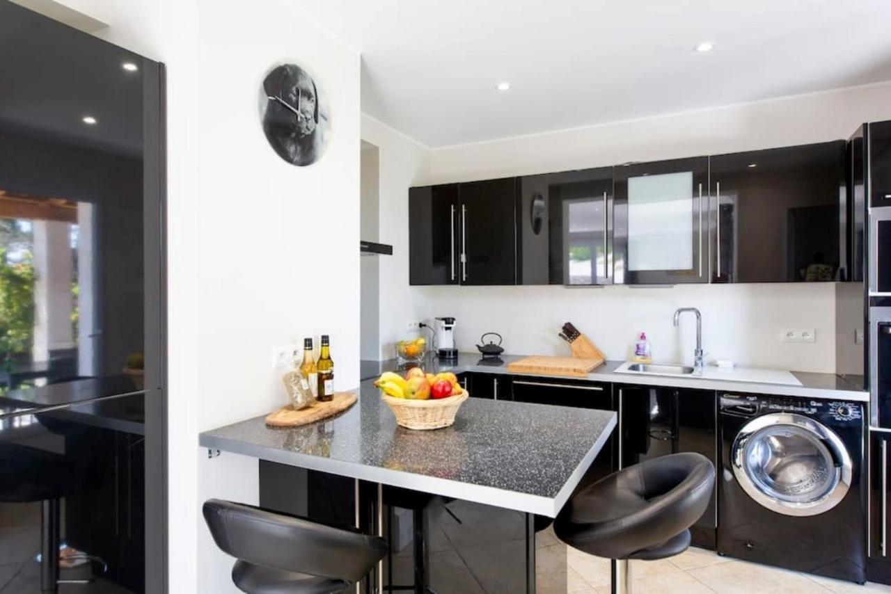 Cote D'Azur, Villa New Gold Dream With Heated And Privat Pool, Sea View Le Rouret Exteriör bild